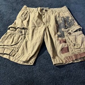 American Eagle Cargo shorts with Americana design size 32 waist